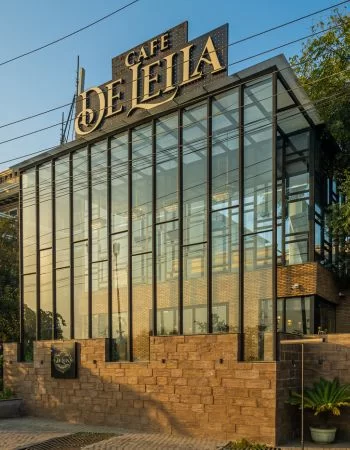 De Leila Renovation